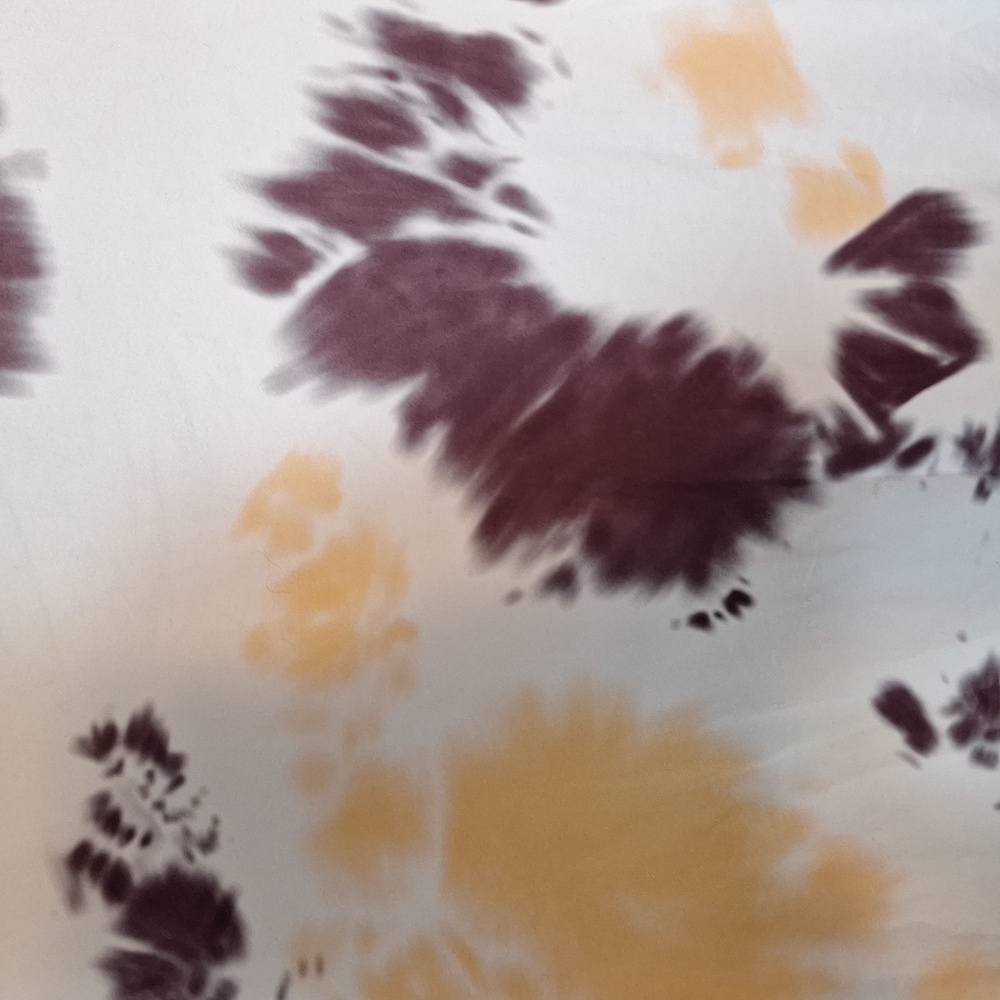 Cropped Tie Dye Top - Picture 3 of 3